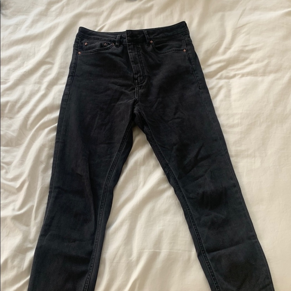 Black high wasted skinny jeans
